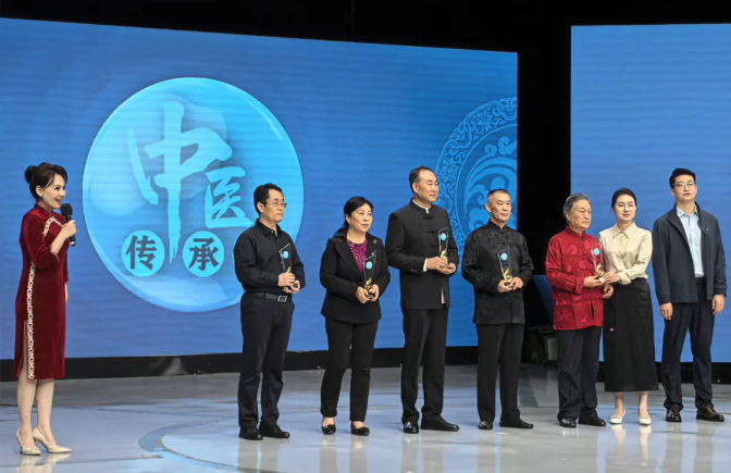 喜讯！开封市中医院2名医师荣获“优秀中医传承人”称号