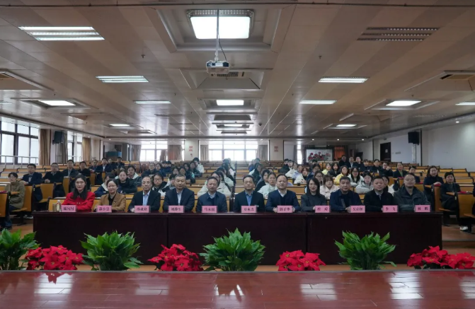漯河医学高等专科学校—开封市中医院“中医学专业教改班”开学典礼顺利举行