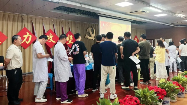 热血传递爱心 奉献彰显担当——开封市中医院组织开展无偿献血公益活动